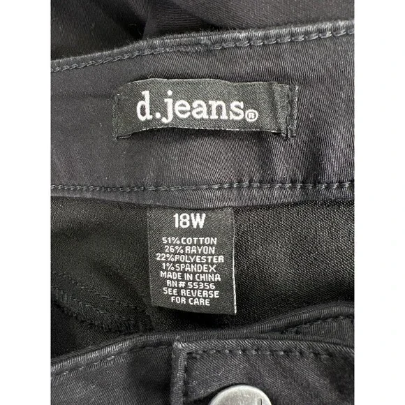 d. jeans Women's Black Jeans - Picture 3 of 3
